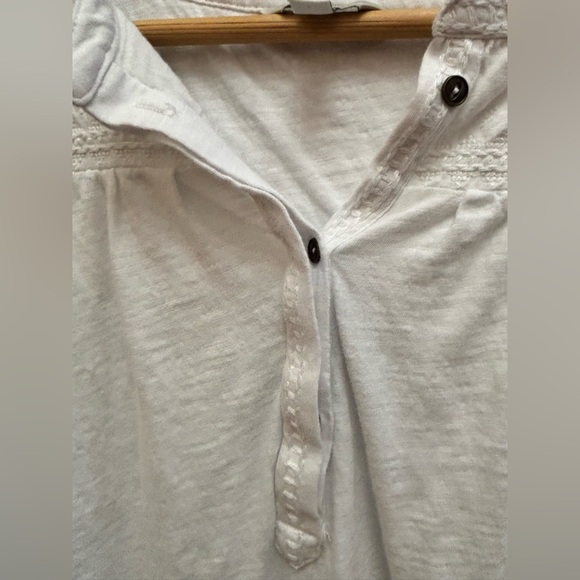 Lucky Brand White Embroidered Henley Top Women’s Size L Long Sleeve Boho Shirt - Picture 7 of 8
